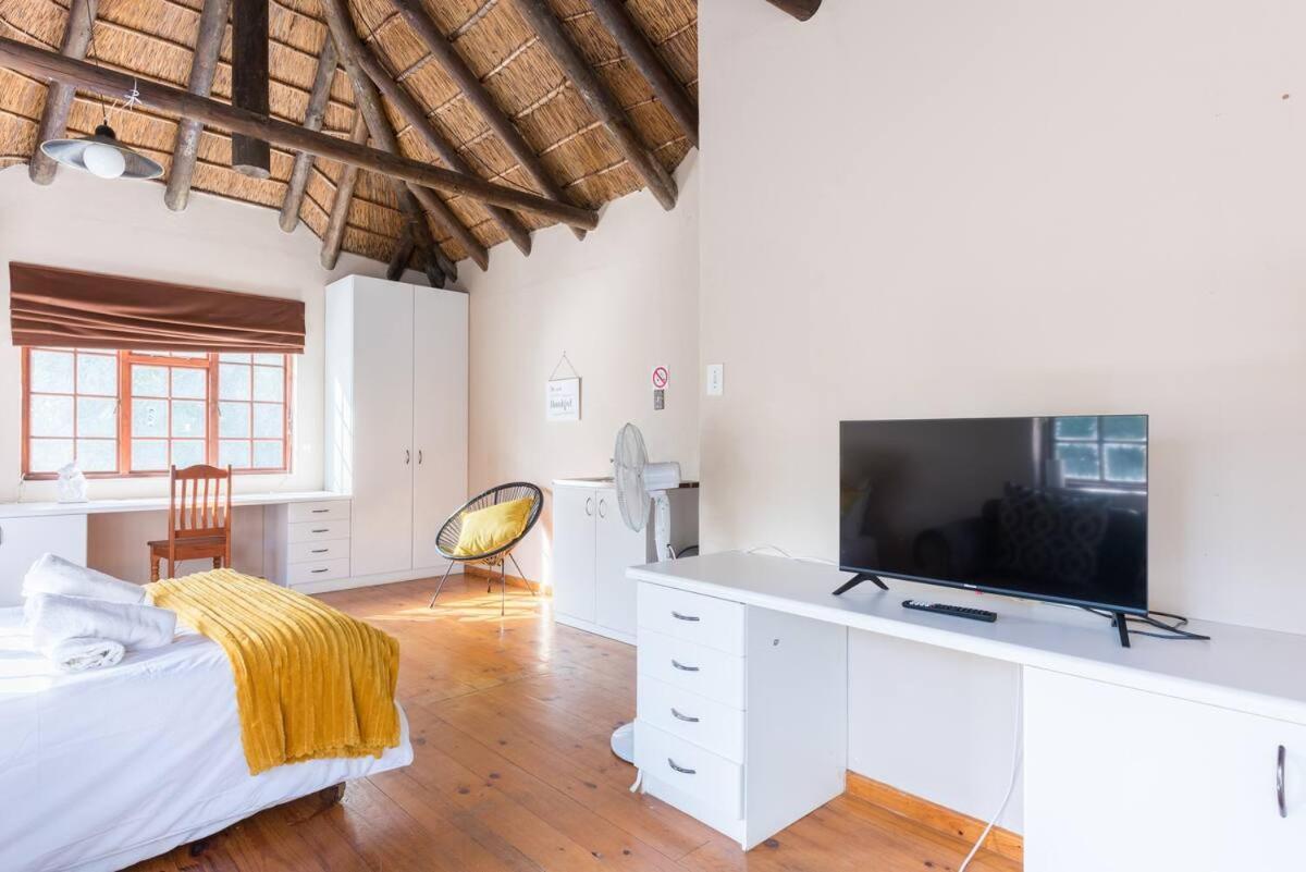 Apartament Mead, Pinelands Kapsztad Zewnętrze zdjęcie